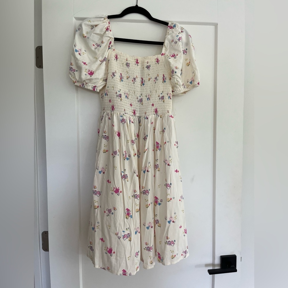 💗 NEW Disney Alice in Wonderland Smocked Puff Sleeve Dress – Size M – BoxLunch